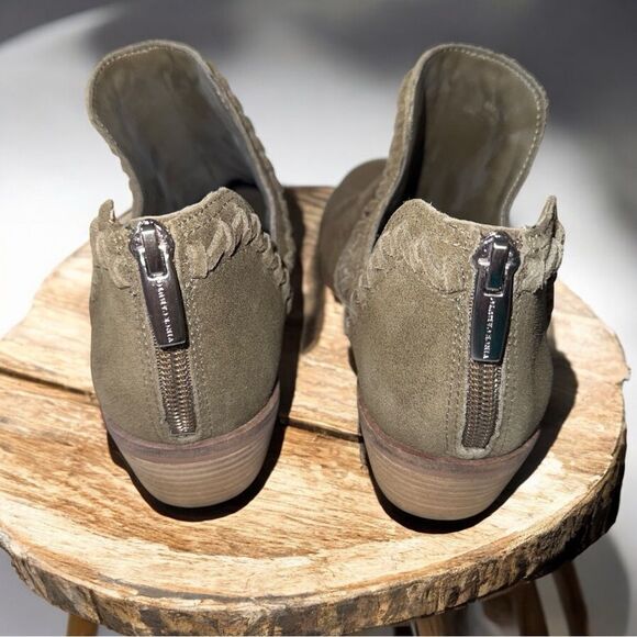 New Without Box Vince Camuto Palomina Olive Green Women's Ankle Booties Size 8M - Picture 3 of 8